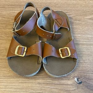 PLAY CONDITION salt water surfers